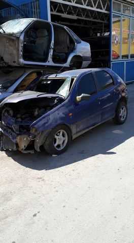 fiat palio çıkma sol arka kapı